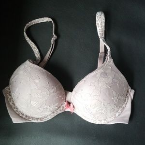 Body by Victoria bra